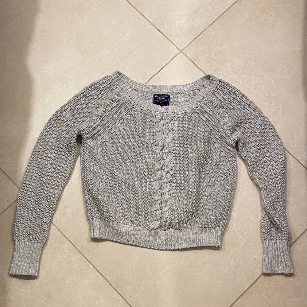 Abercrombie & Fitch Gray Cable Knit Women's Sweater Size XS Sparkly Comfort